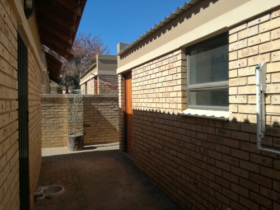 To Let 2 Bedroom Property for Rent in Bainsvlei Free State